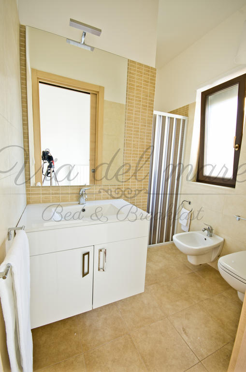 Viadelmare Rooms Monopoli Phòng bức ảnh