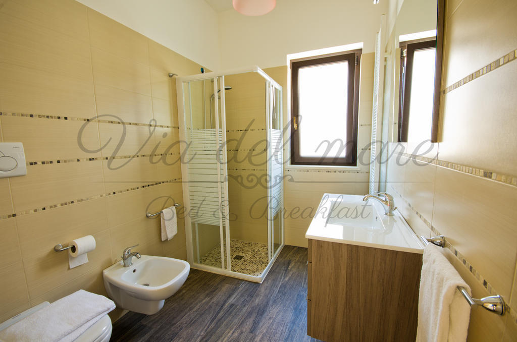 Viadelmare Rooms Monopoli Phòng bức ảnh